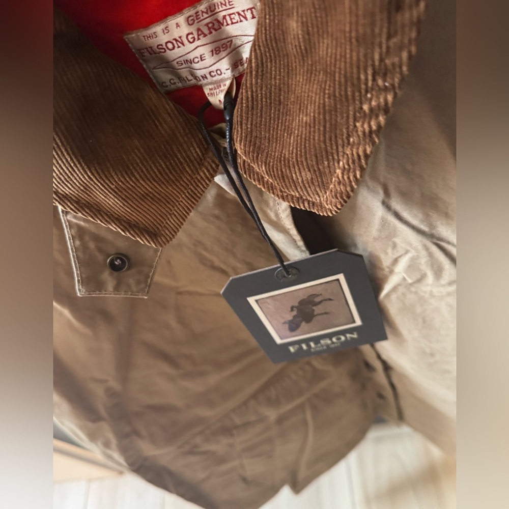 Filson Women’s Harbor Front Waxed Jacket - Picture 12 of 12